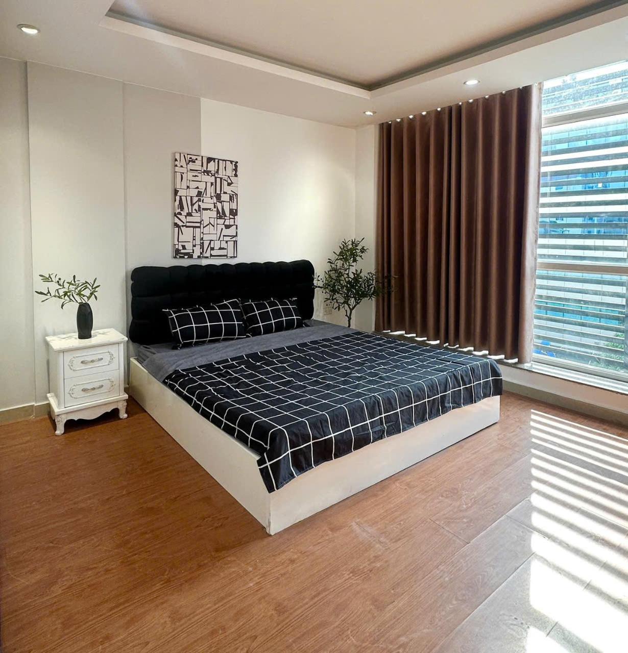 Luxe Paradise Residence 51 Ton Duc Thang Hanoi Esterno foto